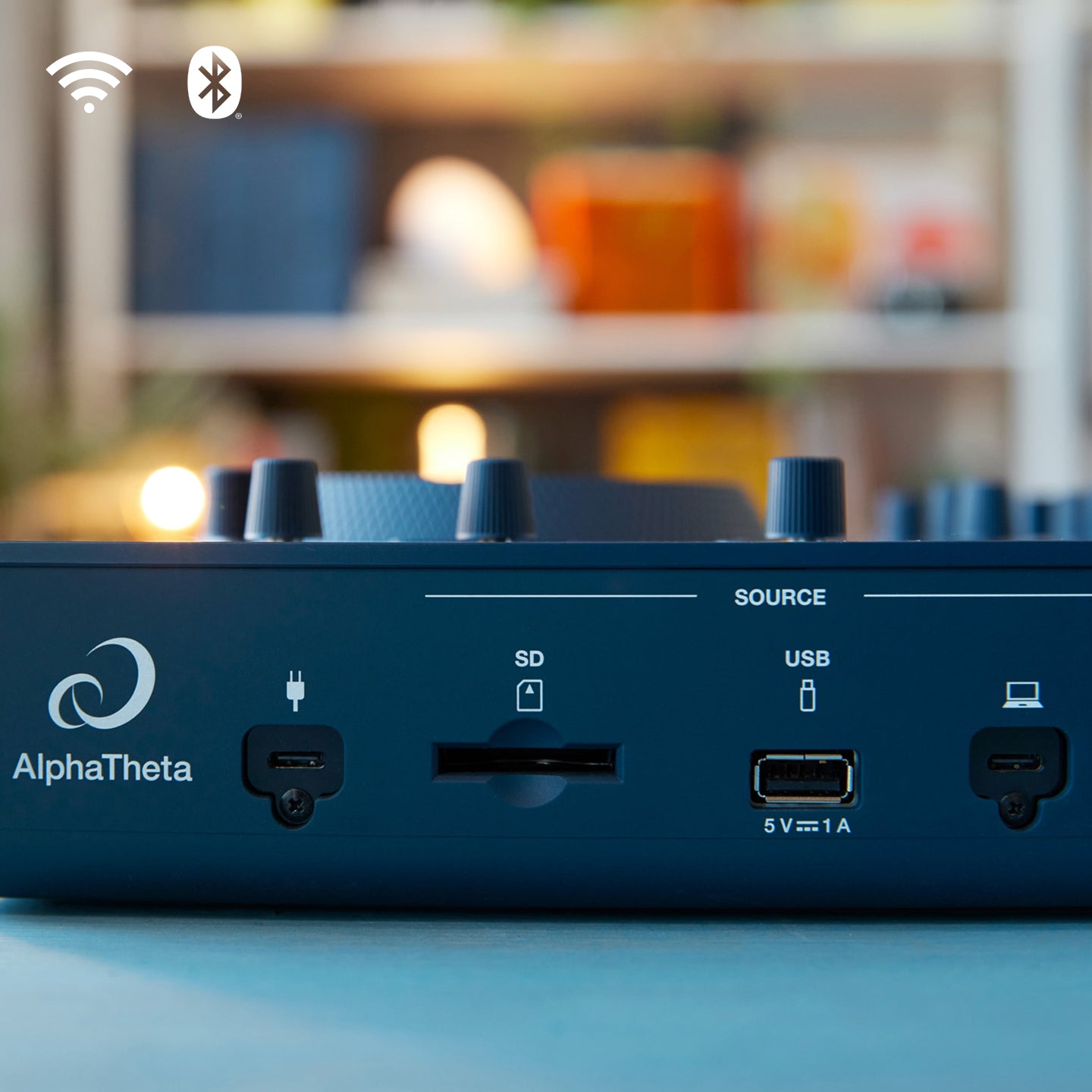 Alphatheta All-in-one Portabler DJ Controller OMNIS-DUO