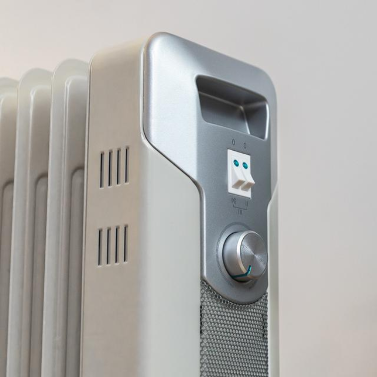 Aquecedor a Óleo Cecotec Ready Warm 7000 Space 1500W 7 Elementos