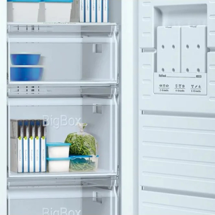 Gefrierschrank vertikal Balay 3GFE563WE 242L - Neu/Leichte Beschädigung