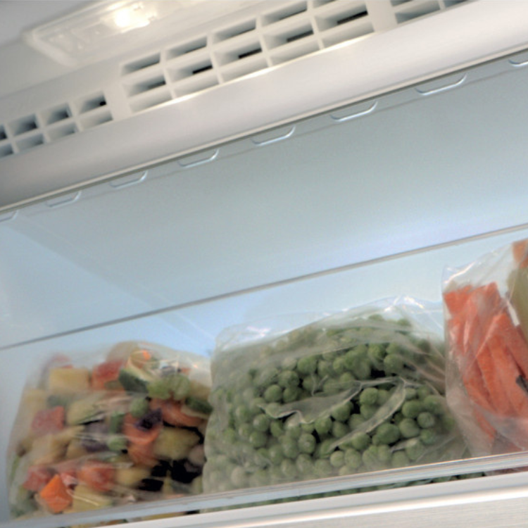 Arca Congeladora Vertical Whirlpool UW8F2YXBIF2 263L Inox