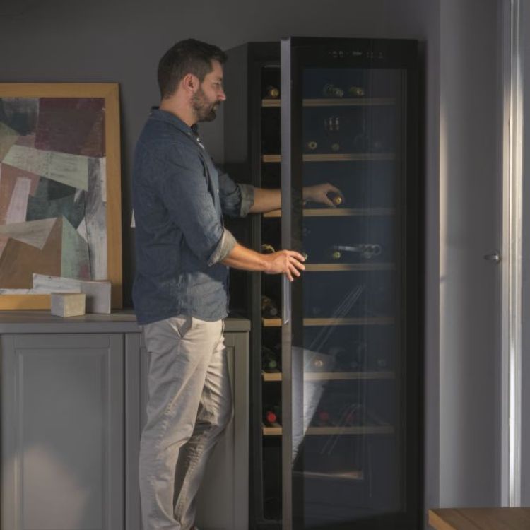 Weinklimaschrank Haier Wine Bank 60 Serie 3 WS171GA 166 Flaschen 360L