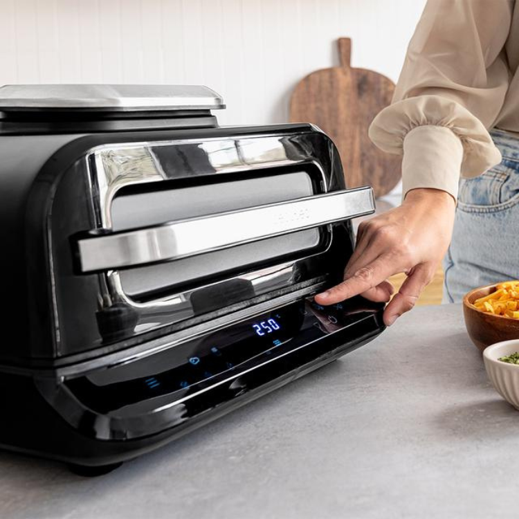 Fritadeira Cecotec Air Fryer Cecofry FireDome 6000 Grill 6L 2400W Preto