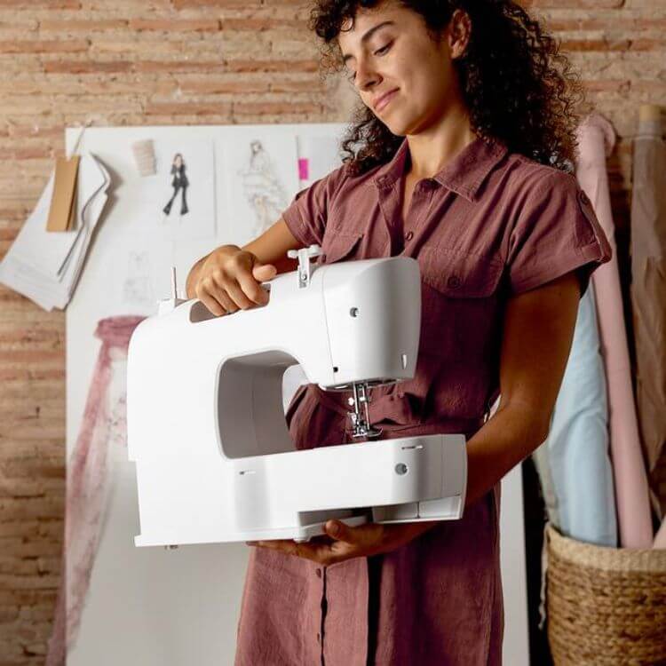 Máquina de Costura Cecotec BelleCouture 1500