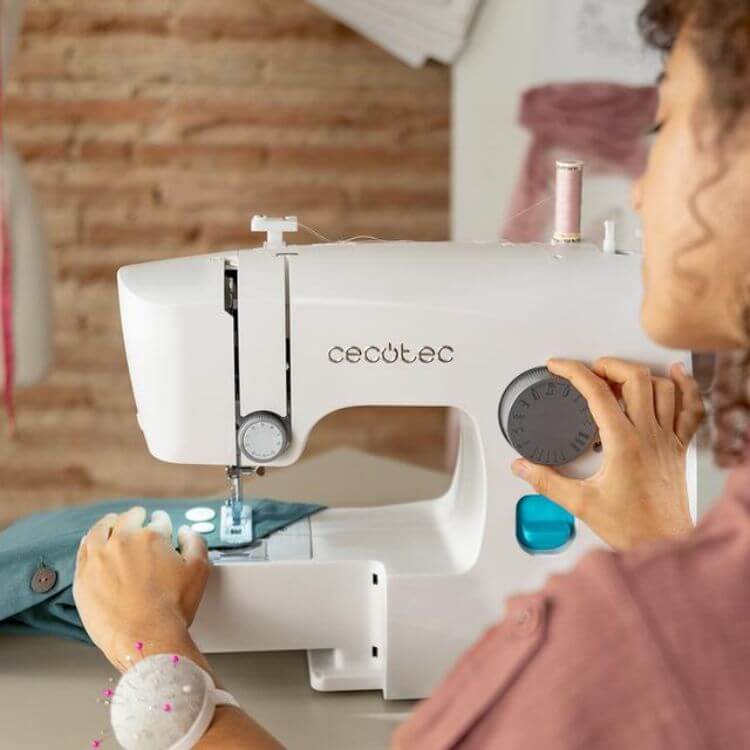 Máquina de Costura Cecotec BelleCouture 1500