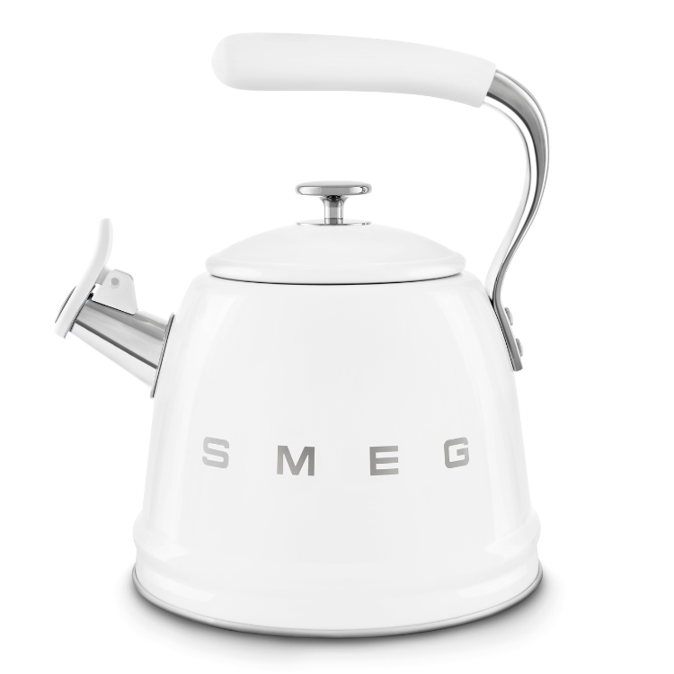 White Smeg kettle, 2.3L, with silver handle and logo.