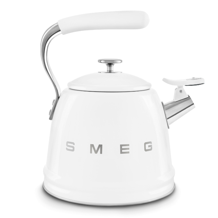 White Smeg kettle, 2.3L, with silver accents and handle.