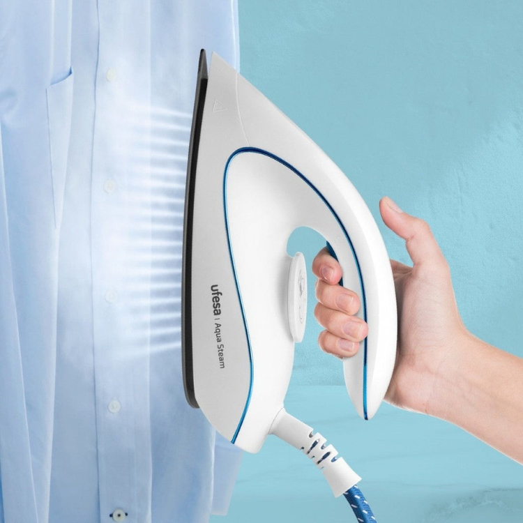 Ferro com Caldeira Ufesa Aqua Steam 6BGV320 2400W