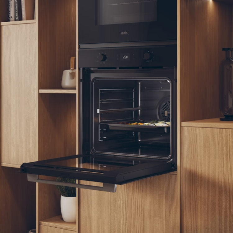 Forno Hidrolítico de Encastre Haier H6ID2P3T1HTX 78L 3300W Preto