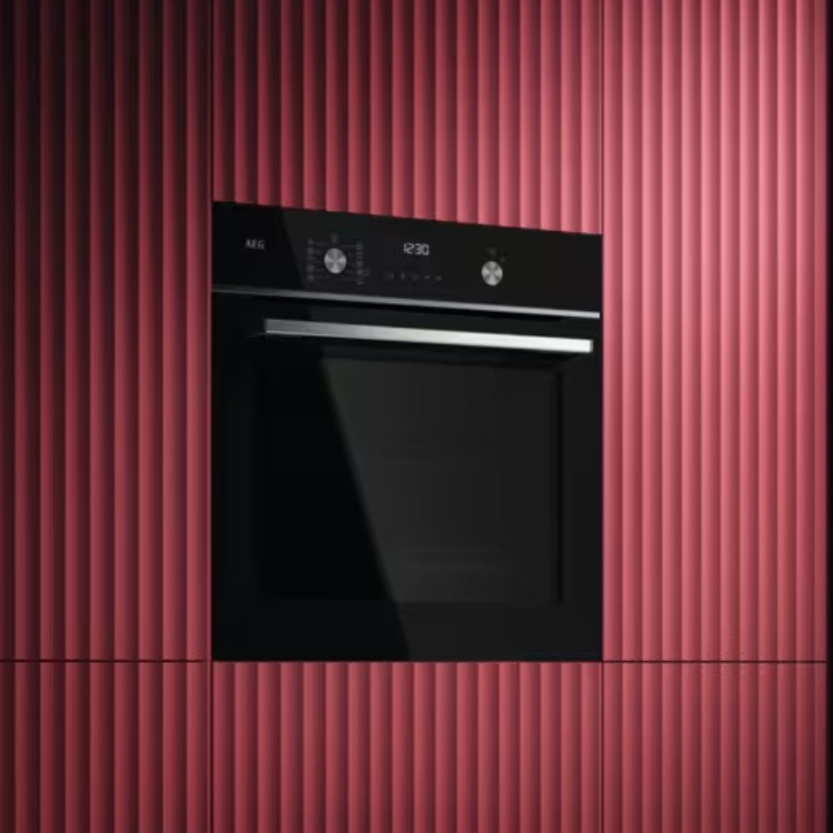 Forno Pirolítico AEG OA5PB531AB 71L 3500W Preto
