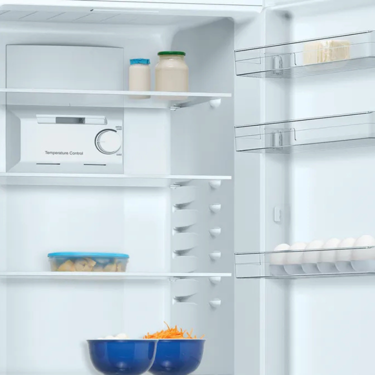 Kühl-Gefrier-Kombination Balay 3KFE561WI 302L Weiß