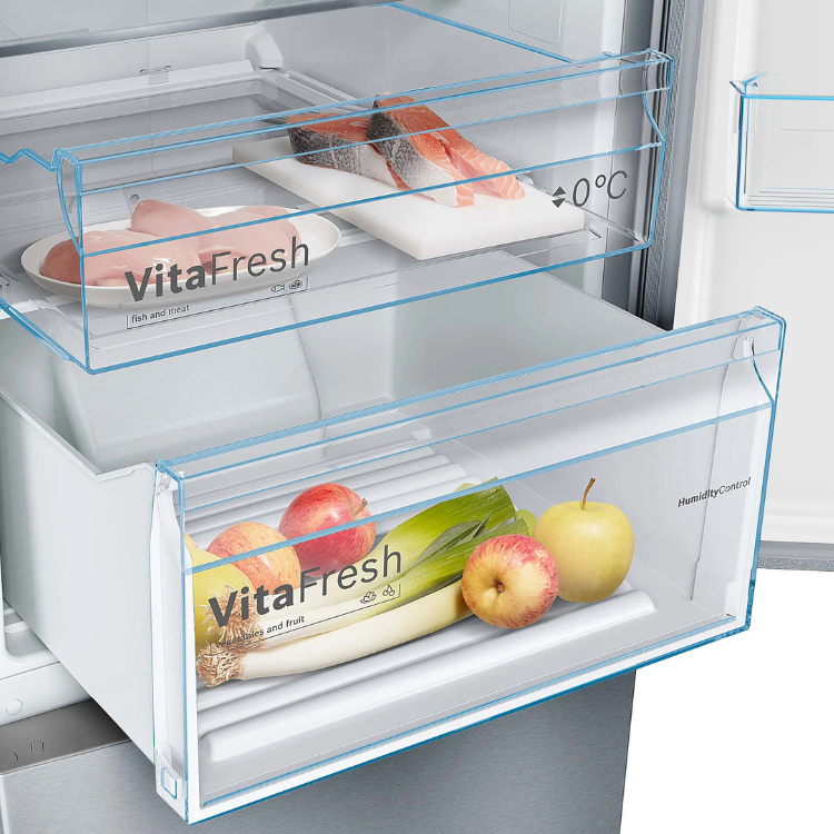 Bosch KGN39VIEB fridge freezer drawers with food, VitaFresh transparent boxes.