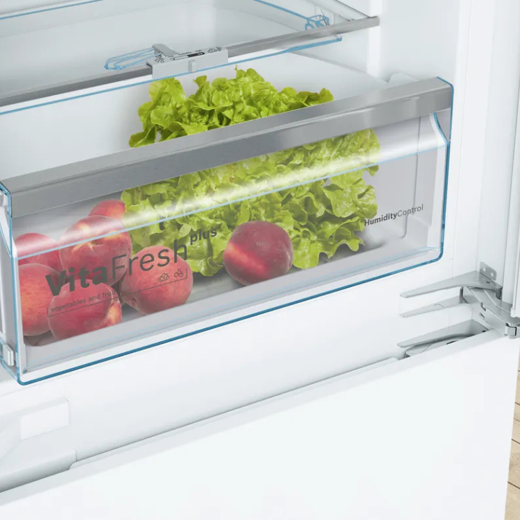 Frigorífico Combinado de Encastre Bosch Serie 6 KIS86AFE0 272L Branco