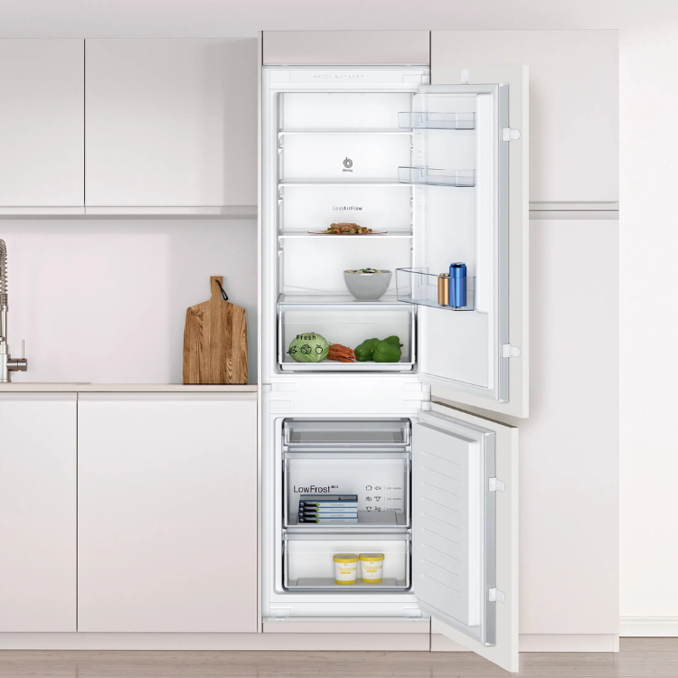 Frigorífico Combinado de Encastre Balay 3KIE711S 267L