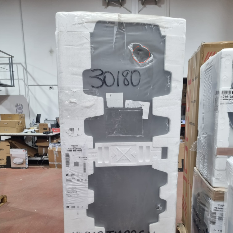 Frigorífico Combinado Hotpoint HAFC8TIA22SX 335L Inox - Novo/Ligeiro Dano