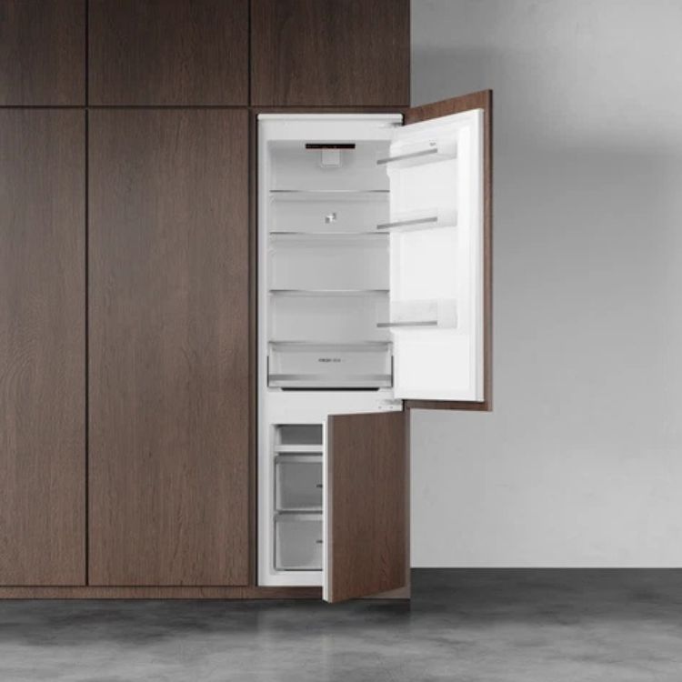 Frigorífico Combinado de Encastre Teka RBF43345FI 271L