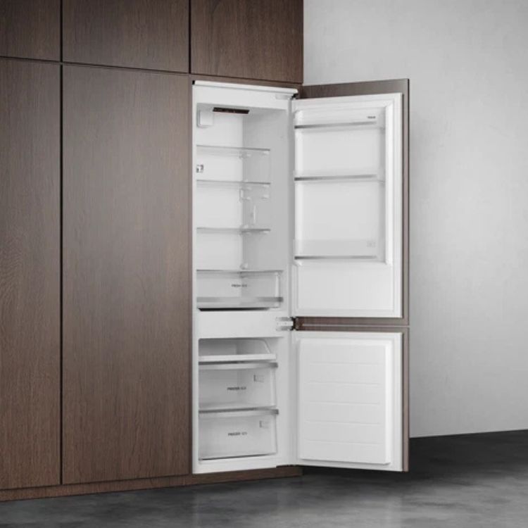 Frigorífico Combinado de Encastre Teka RBF43345FI 271L
