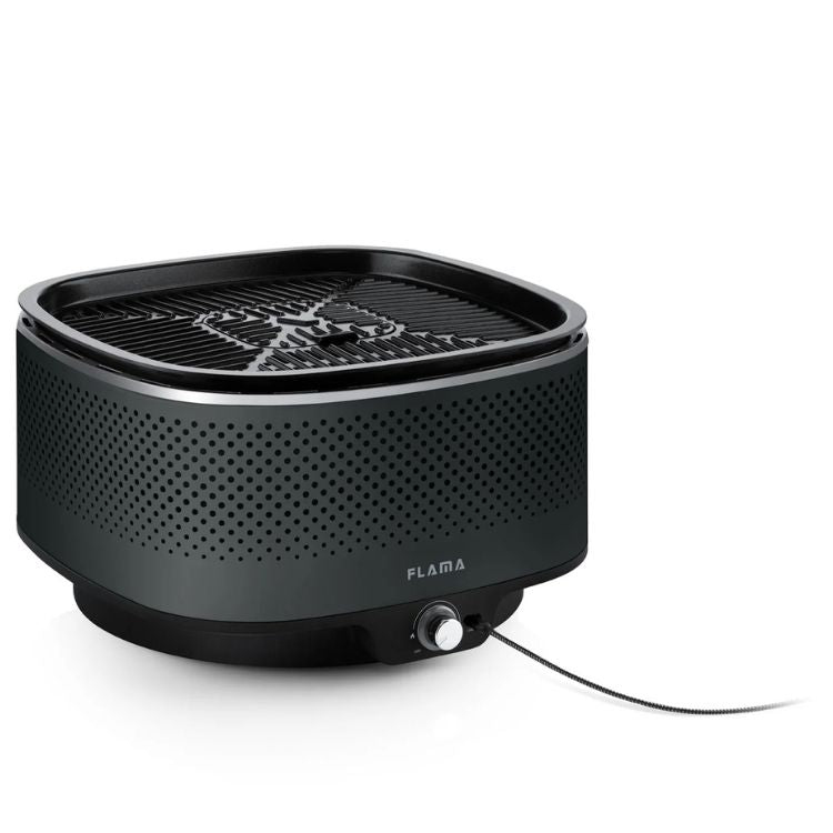 Grelhador a carvão Flama Mastergrill EVO 4011FL preto com controle de temperatura e design portátil.