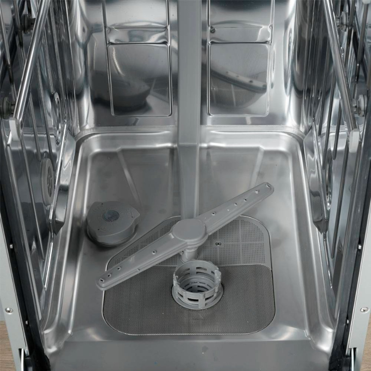 Máquina de lavar loiça Jocel, 11 conjuntos, inox, vista interna.
