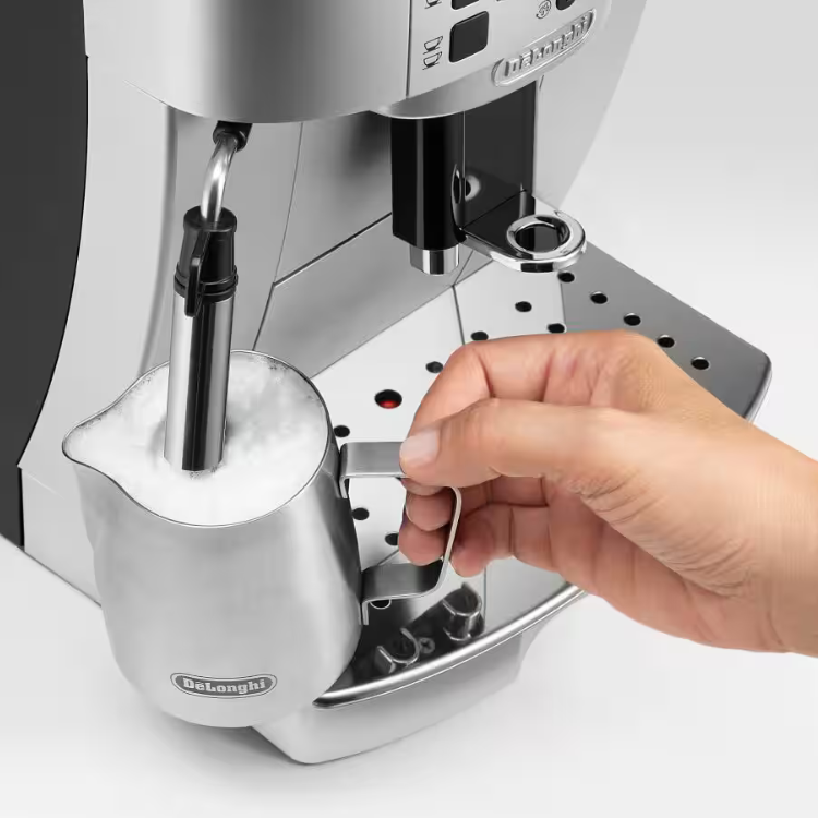 Máquina de Café Delonghi Automática Magnifica S 1450W