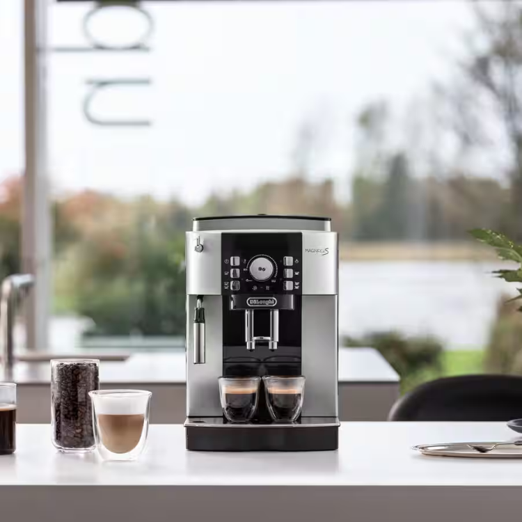 Máquina de Café Delonghi Automática Magnifica S 1450W