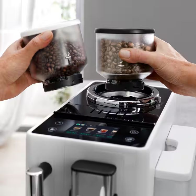 De'Longhi Rivelia Vollautomatischer Kaffeevollautomat Weiß
