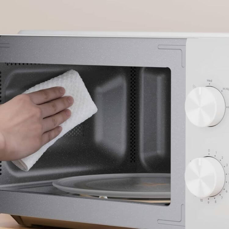 Microondas Candy CMW320SMW 20L Branco