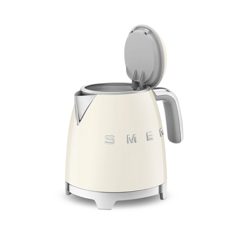 Mini Chaleira Elétrica Smeg Anni 50 0,8L Creme