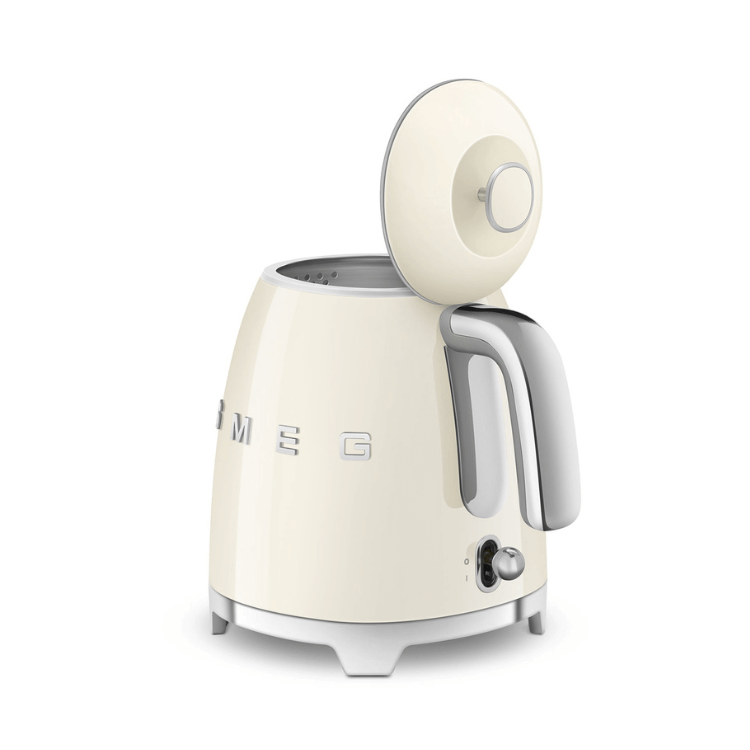 Mini Chaleira Elétrica Smeg Anni 50 0,8L Creme