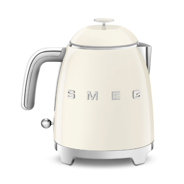 Mini Chaleira Elétrica Smeg Anni 50 0,8L Creme