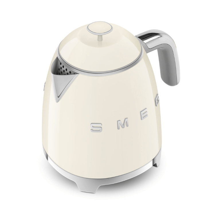Mini Chaleira Elétrica Smeg Anni 50 0,8L Creme