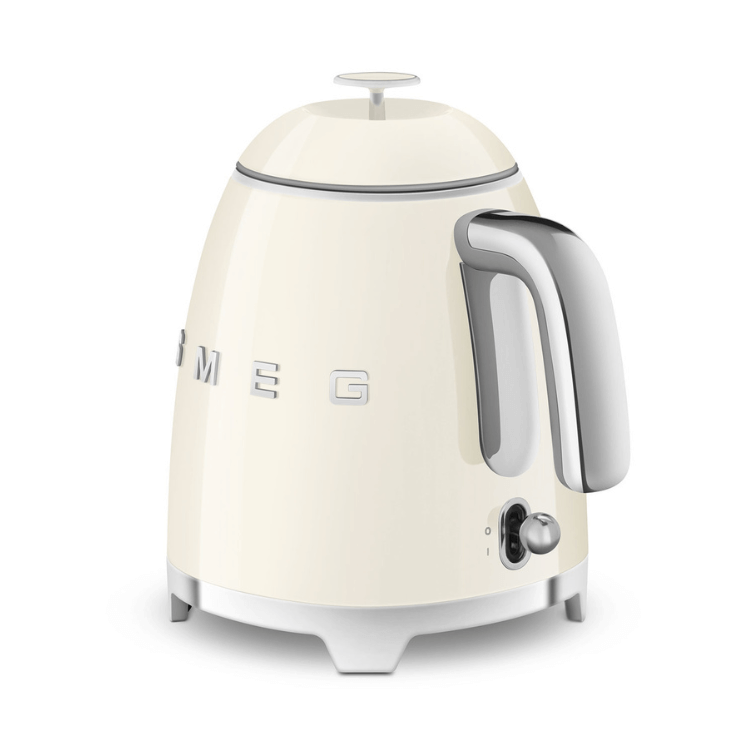 Mini Chaleira Elétrica Smeg Anni 50 0,8L Creme