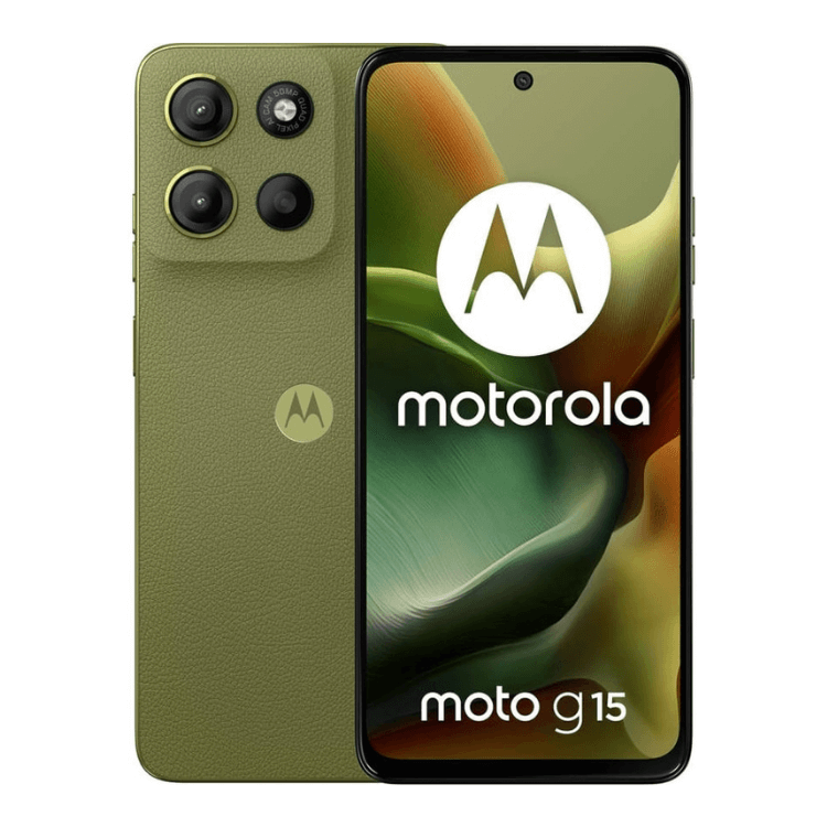 Smartphone Motorola Moto G15 verde, com quatro câmeras e ecrã ligado com logótipo da marca.