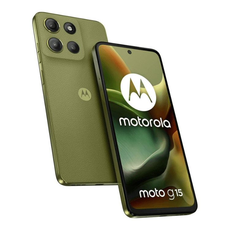 Smartphone Motorola Moto G15 verde, com câmara tripla e ecrã ligado com logótipo da marca.