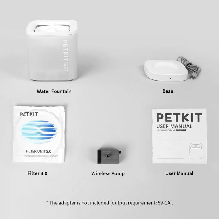 White Petkit Eversweet Solo SE water fountain with base, filter, pump & manual.