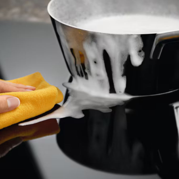 Placa de Indução Electrolux CIB60320CK 6000W 3 Zonas 60cm