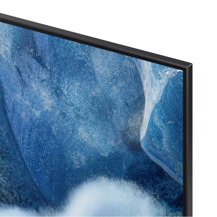 TV Samsung Q8F 50" QLED 4K com moldura preta, exibindo imagem azul intensa.
