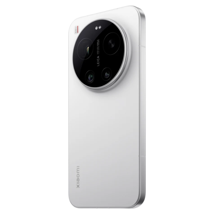 Xiaomi 17 Ultra branco, smartphone topo de gama com câmara tripla Leica e  marca Xiaomi na parte traseira.