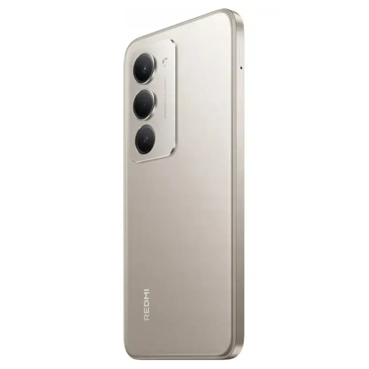 Smartphone Xiaomi Redmi 15 cinzento titânio, 3 câmeras traseiras verticais e logotipo Redmi na parte inferior.