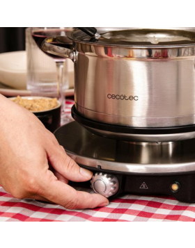 Fondue Elétrico c/ 8 Espetos Cecotec Fun Gourmet Fondue Advance 1500W