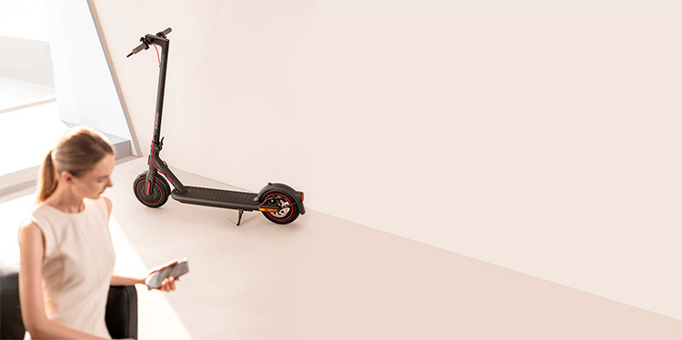 Mi Electric Scooter 4 Pro